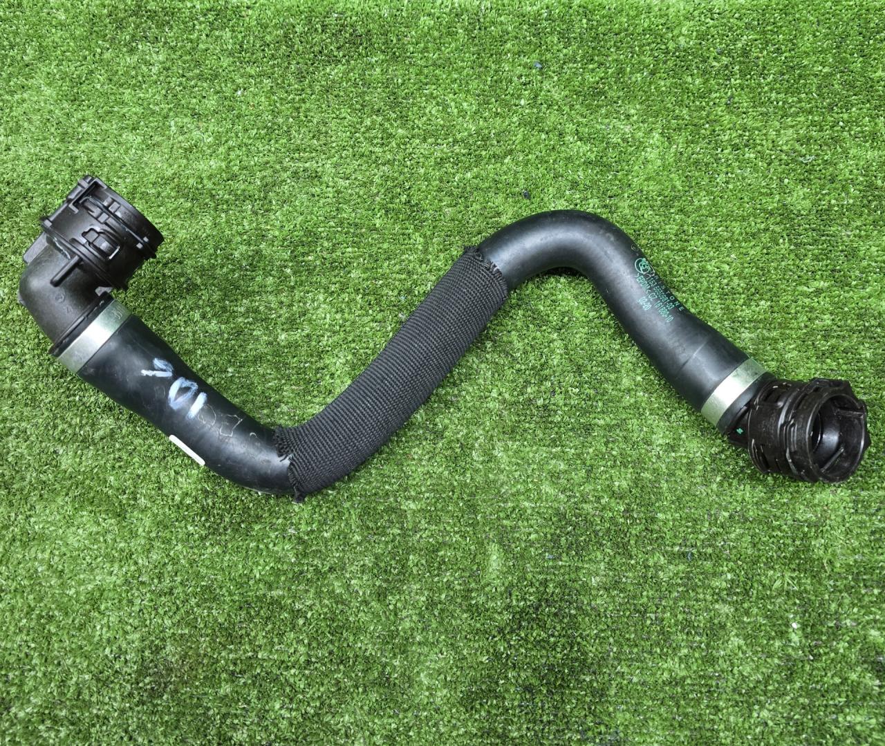 патрубок радиатора BMW X3 G01 2020, 2.0 л., B46 B20 B, бензин, АКПП, a96, внедорожник 5 дв., задний привод, 8650981, 11538650981 - фото №1