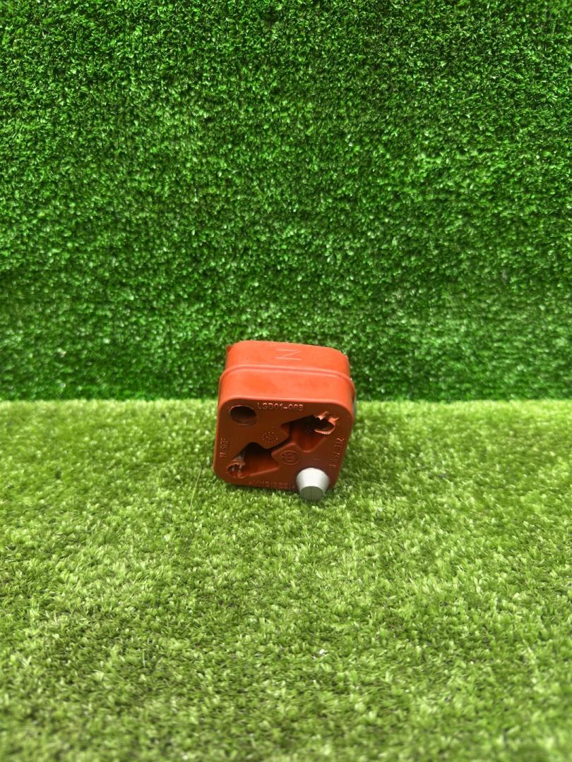 кронштейн глушителя BMW X5 G05 2022, 3.0 л., B58B30, бензин, АКПП, 416, внедорожник 5 дв., задний привод, 8657332, 18308657332, 7935433, 18307935433 - фото №1