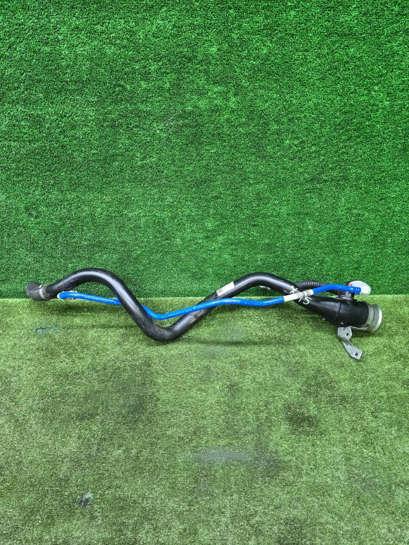 горловина топливного бака BMW M3 G80/G81 G80 2023, 3.0 л., S58B30A, бензин, АКПП, c31, седан, полный привод, правый руль, 7484889, 16117484889 - фото №1