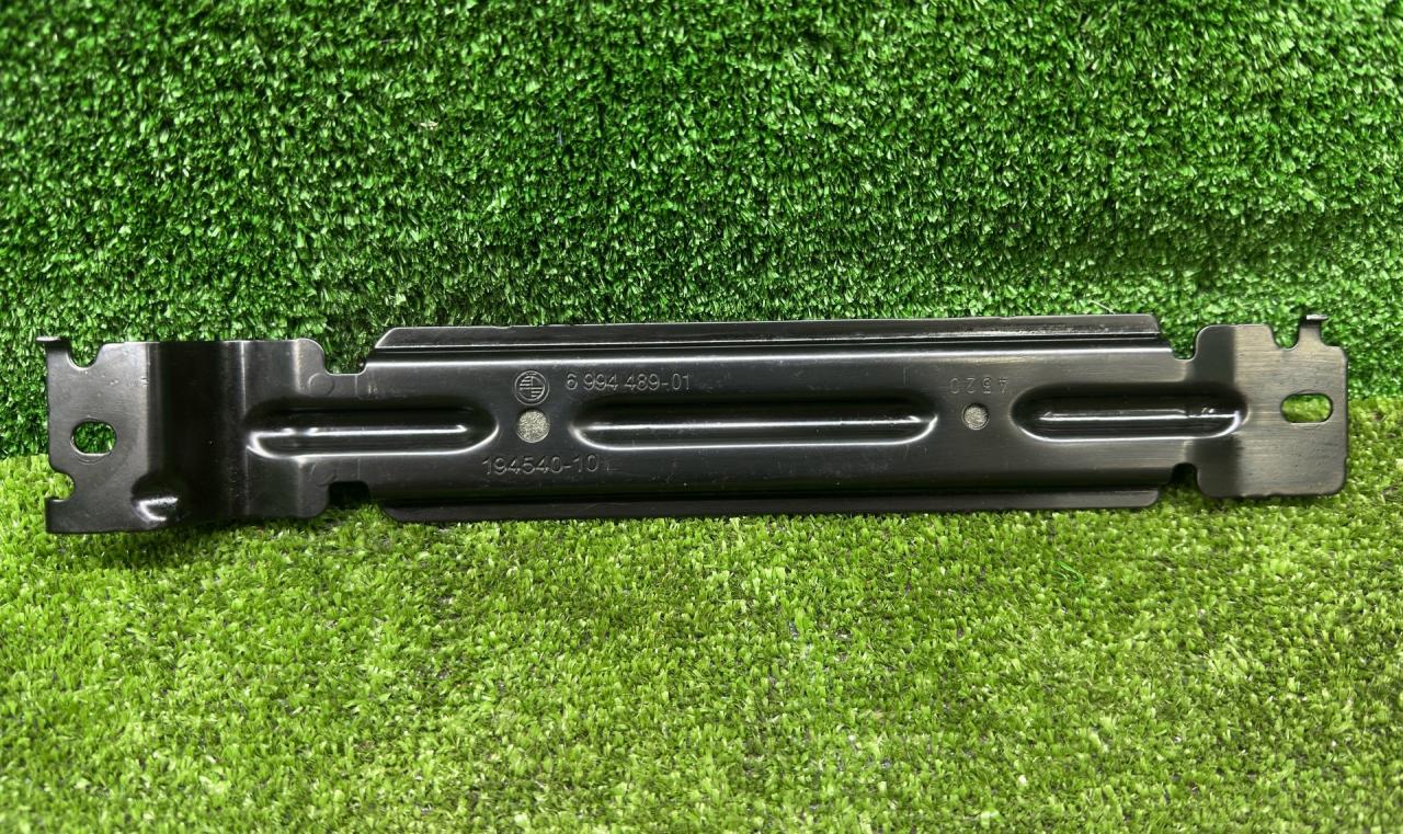 крепление аккумулятора BMW M3 G80/G81 G80 2021, 3.0 л., S58B30A, бензин, МКПП, 475, седан, задний привод, 6994489, 51476994489 - фото №1