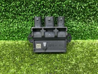 Антенна системы комфортного доступа BMW X7 G07 [рестайлинг] G07 2024, 3.0 л., B58B30P, бензин, АКПП, black sapphire metallic (475), внедорожник 5 дв., полный привод, правый руль, 5A69F87, 61355A69F87