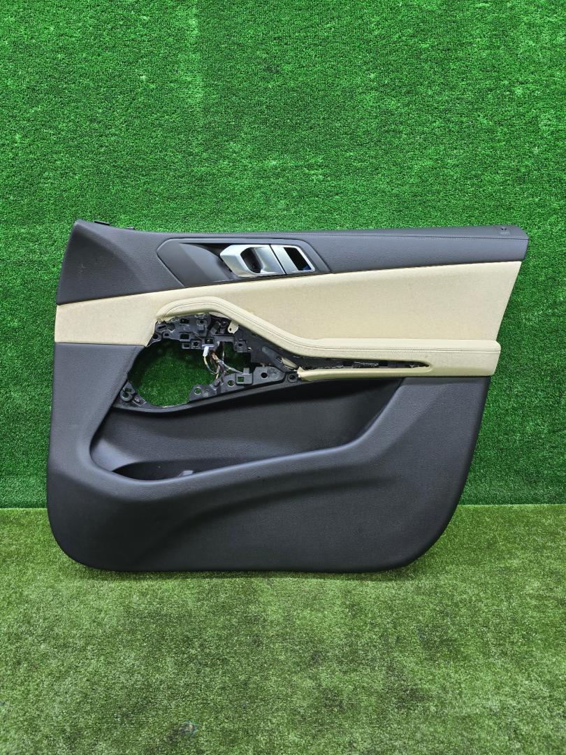 обшивка двери передняя правая BMW X5 G05 2020, 3.0 л., B58B30, бензин, АКПП, a96, внедорожник 5 дв., 9473912, 9473852, 9473852 - фото №1