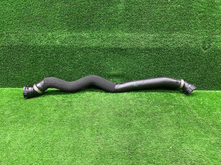 патрубок радиатора BMW X3 G01 [рестайлинг] G01 2023, 2.0 л., B48 B20 A, бензин, АКПП, внедорожник 5 дв., полный привод, правый руль, 9797611, 17129797611