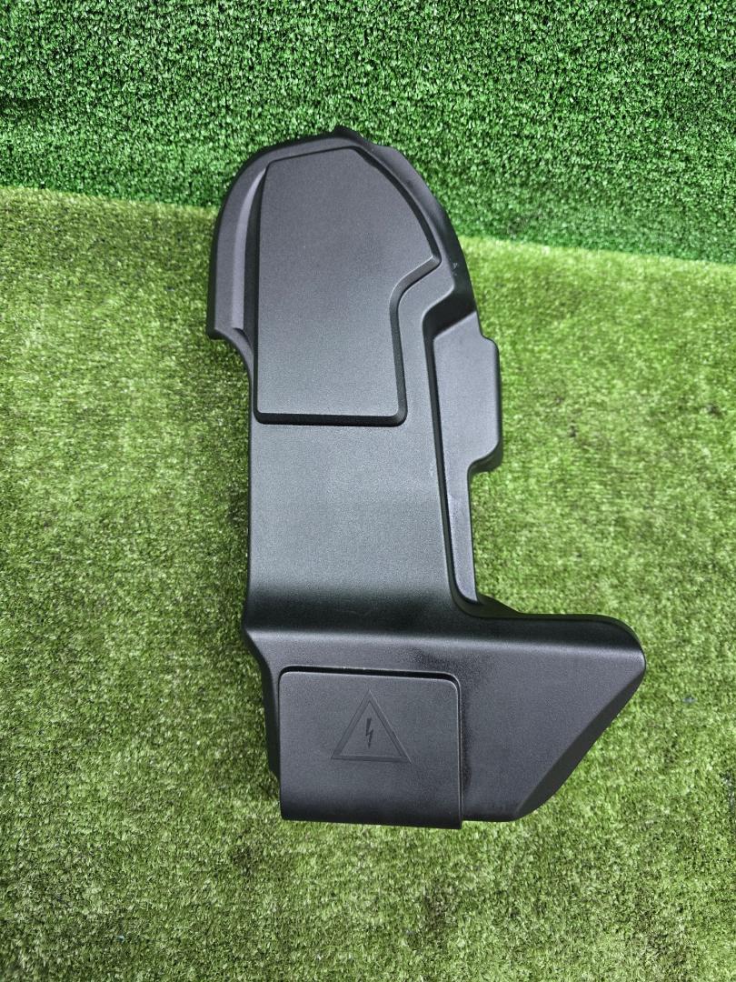 планка под капот BMW X3 G01 2020, 2.0 л., B46 B20 B, бензин, АКПП, a96, внедорожник 5 дв., задний привод, 8599277, 12908599277 - фото №1