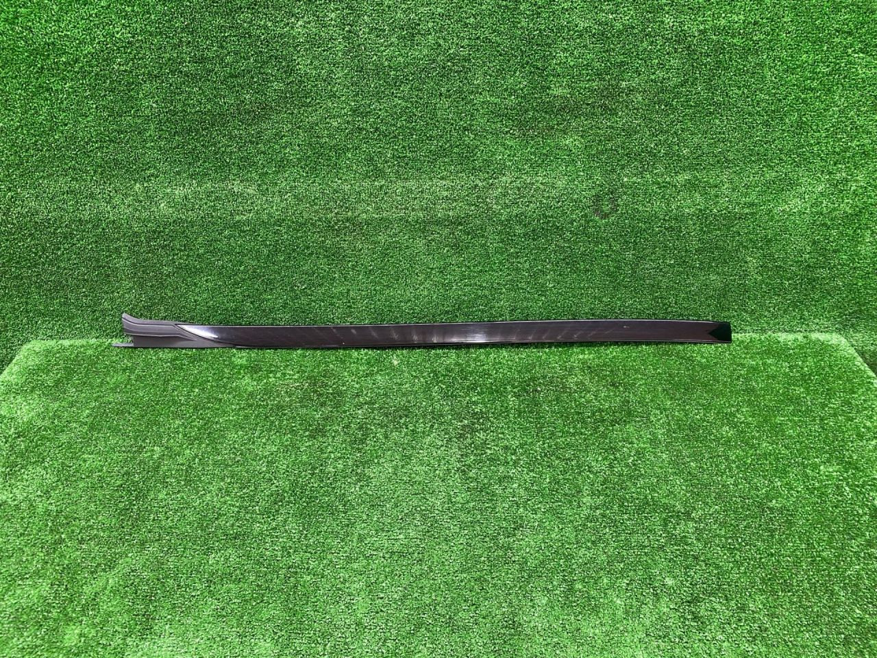 водосток капота BMW X7 G07 2021, 3.0 л., B58B30, бензин, АКПП, 416, внедорожник 5 дв., полный привод, 7434873, 51317434873 - фото №1