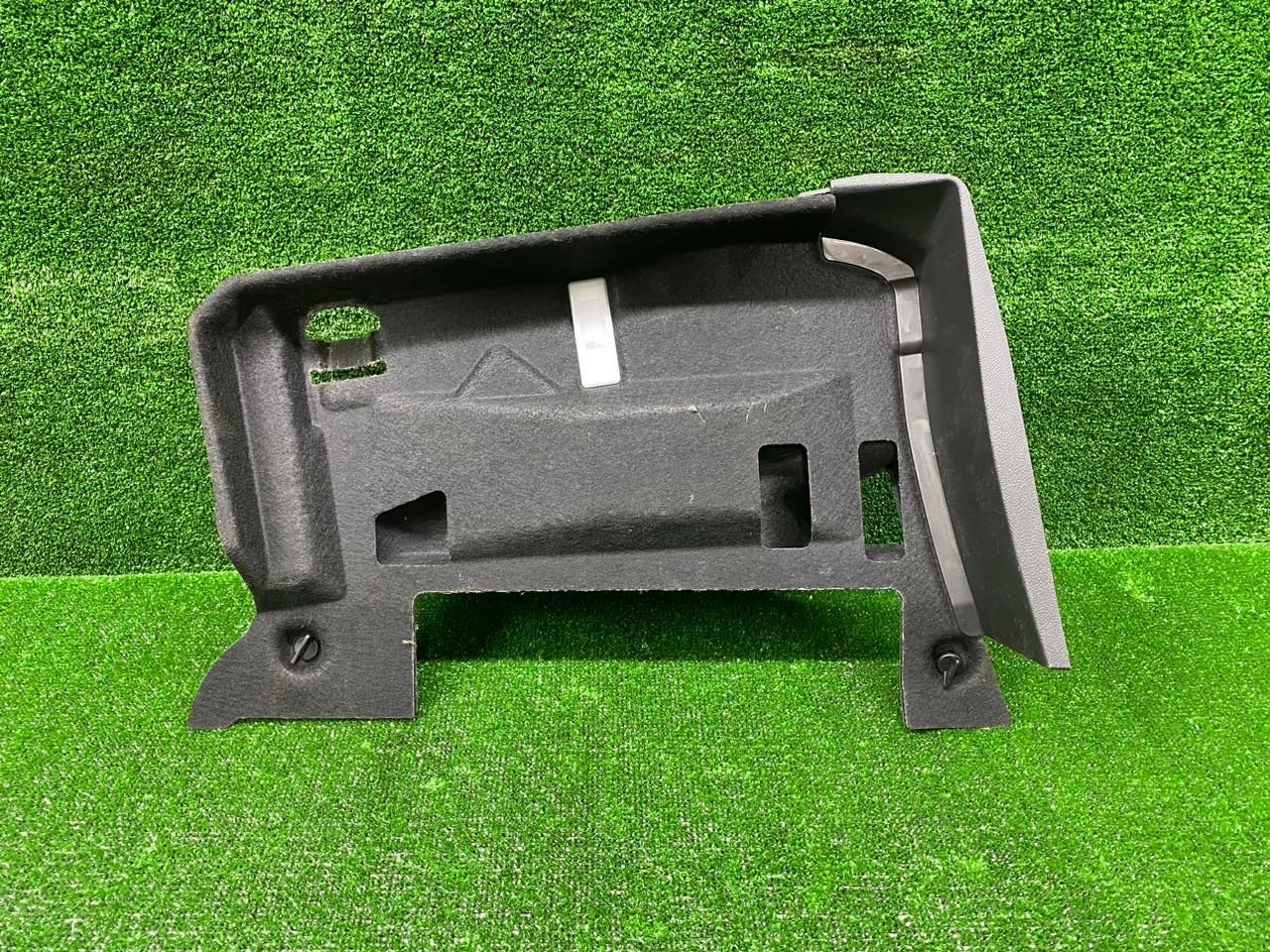 обшивка салона BMW M5 F90 2018, 4.4 л., S63 B44 B, бензин, седан, 9299470, 9363698, 51459299470, 51459363698 - фото №1