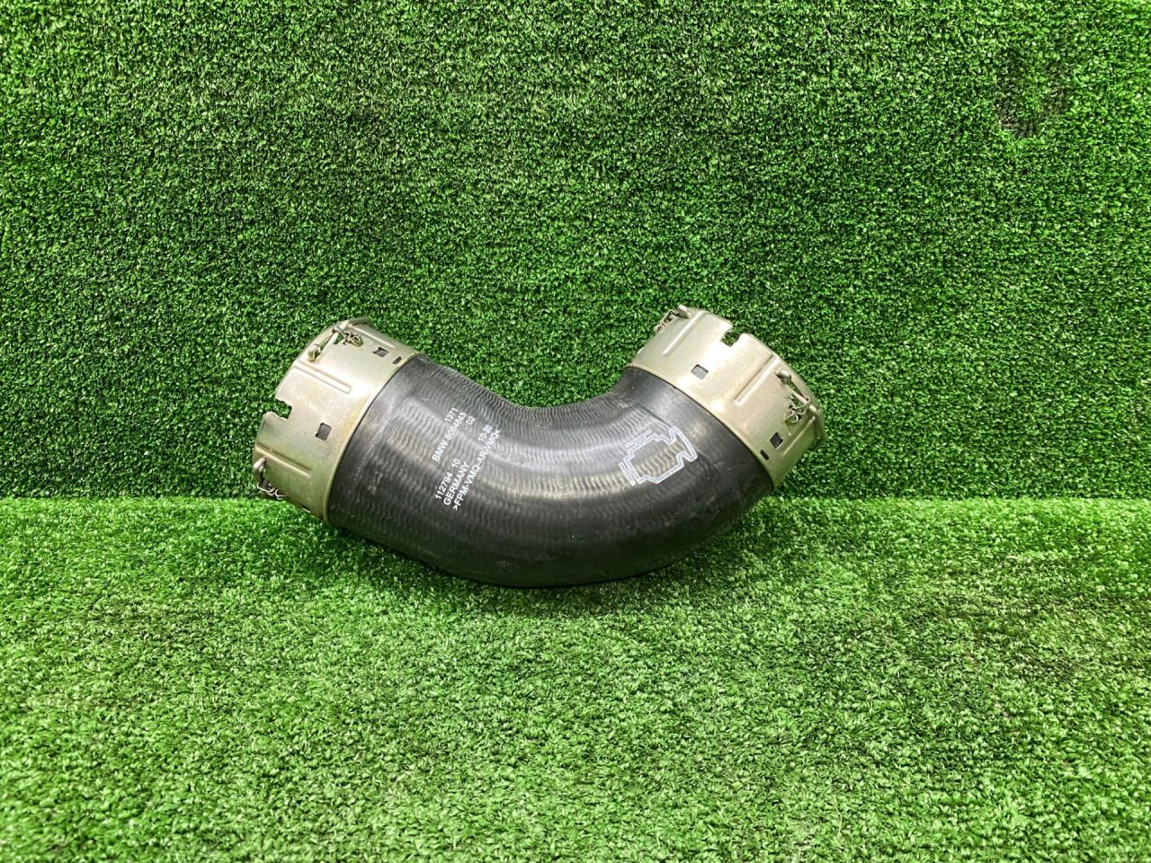 патрубок интеркулера BMW X3 M F97 2021, 3.0 л., S58B30A, бензин, АКПП, black sapphire metallic (475), внедорожник 5 дв., полный привод, 8054843, 13718054843 - фото №1