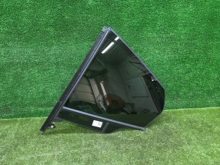 стекло кузовное боковое левое BMW 5 серия G60/G61 2026, oxidgrau ii metallic (c4a), седан, задний привод, правый руль, 5A19D31, 5A19D31