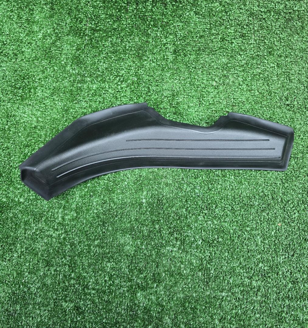 водосток крышки багажника BMW 5 серия G60/G61 2025, 2.0 л., бензин, a90, седан, задний привод, правый руль, 5A01523, 51495A01523 - фото №1