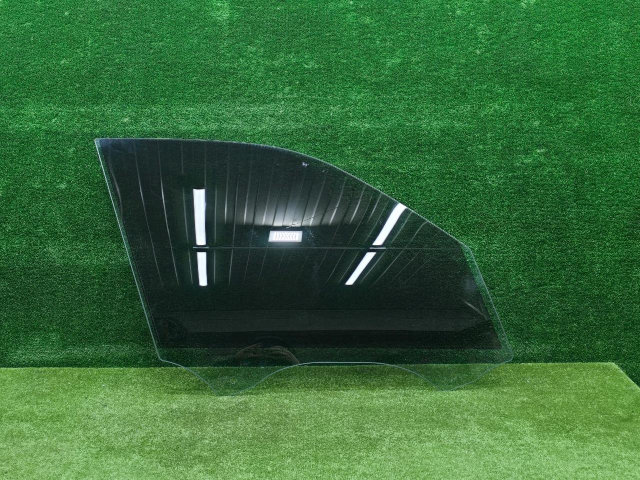 стекло двери передней правой BMW X5 F15 2016, 4.4 л., N63 B44 A, бензин, АКПП, 475, внедорожник 5 дв., полный привод, 7283502, 51337283502 - фото №1