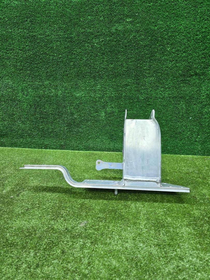 Крепление бампера переднего BMW X5 F15 2016, 4.4 л., N63 B44 A, бензин, АКПП, 475, внедорожник 5 дв., полный привод, 7325323, 51117325323 - фото №1