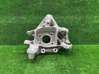 кулак задний правый BMW X5 G05 2019, 3.0 л., B58B30, бензин, АКПП, полный привод, правый руль, 6876654, 6876652, 33306876652