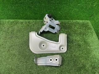крепление ( кронштейн ) крыла BMW X5 G05 [рестайлинг] G05 2023, 3.0 л., B58B30P, бензин, АКПП, brooklyn grau metallic (c4p), внедорожник 5 дв., полный привод, 7418220, 7418218, 7418216, 7418220, 7472596, 7472596, 7418216, 7418218