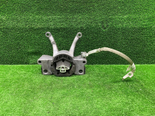 кронштейн КПП BMW X5 G05 2019, 3.0 л., B58B30, бензин, АКПП, полный привод, правый руль, 6862575, 22326862575