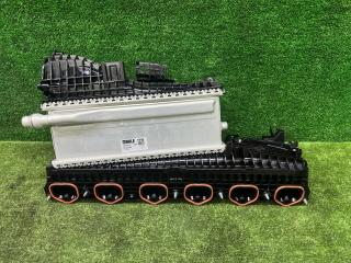 коллектор впускной BMW X7 G07 [рестайлинг] G07 2024, 3.0 л., B58B30P, бензин, АКПП, black sapphire metallic (475), внедорожник 5 дв., полный привод, правый руль, 7952861, 7250102, 11617952861, 7250102