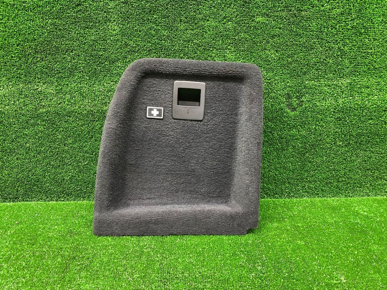 обшивка багажника BMW X5 G05 2019, 3.0 л., B58B30, бензин, АКПП, полный привод, правый руль, 7490084, 51477490084 - фото №1