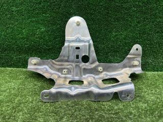 тепловой экран глушителя BMW X7 G07 [рестайлинг] G07 2024, 3.0 л., B58B30P, бензин, АКПП, black sapphire metallic (475), внедорожник 5 дв., полный привод, правый руль, 9477797, 9477797