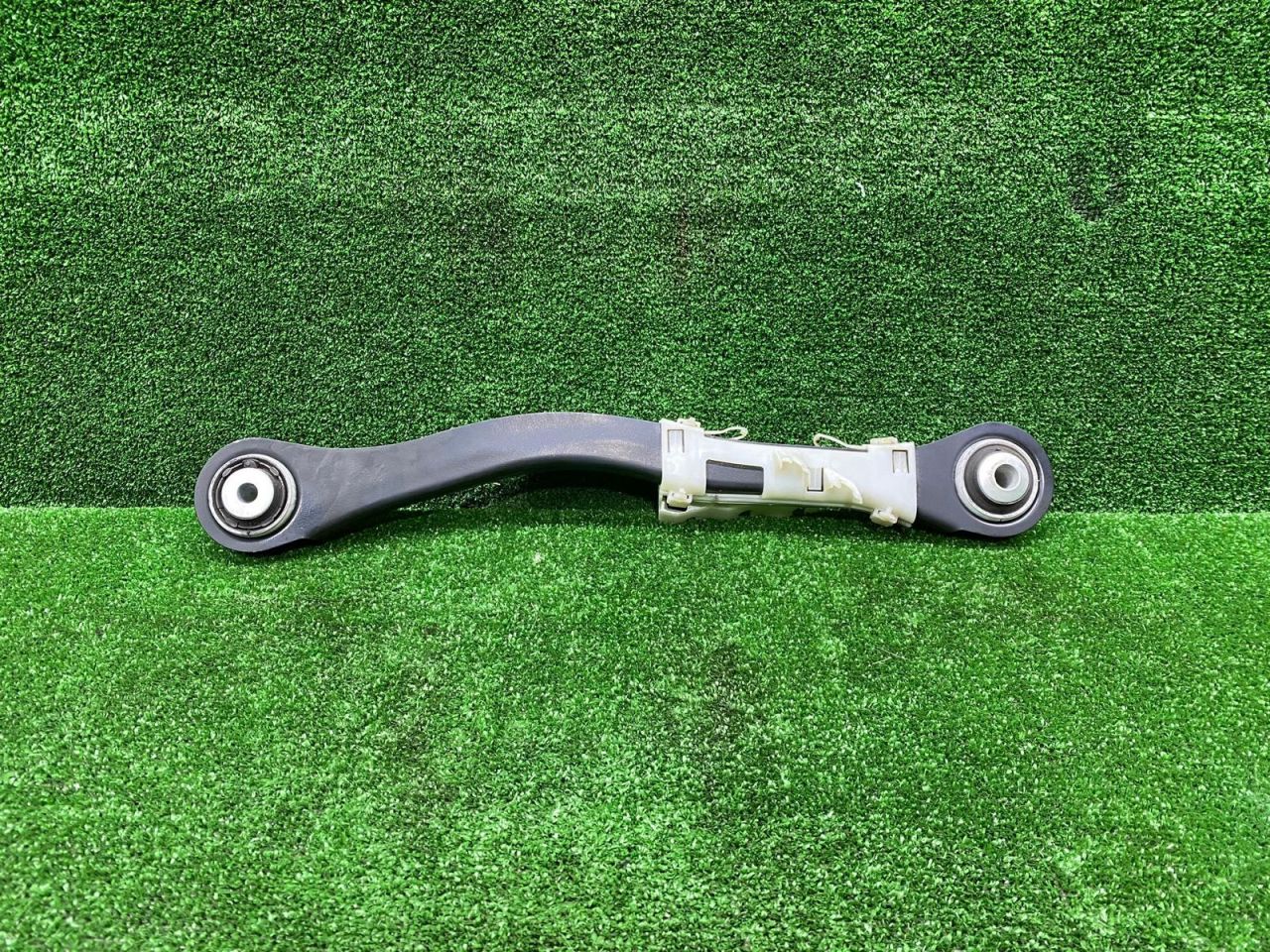 рычаг задний правый BMW X6 G06 2020, 3.0 л., B58B30, бензин, АКПП, полный привод, 6878030, 33306878030 - фото №1