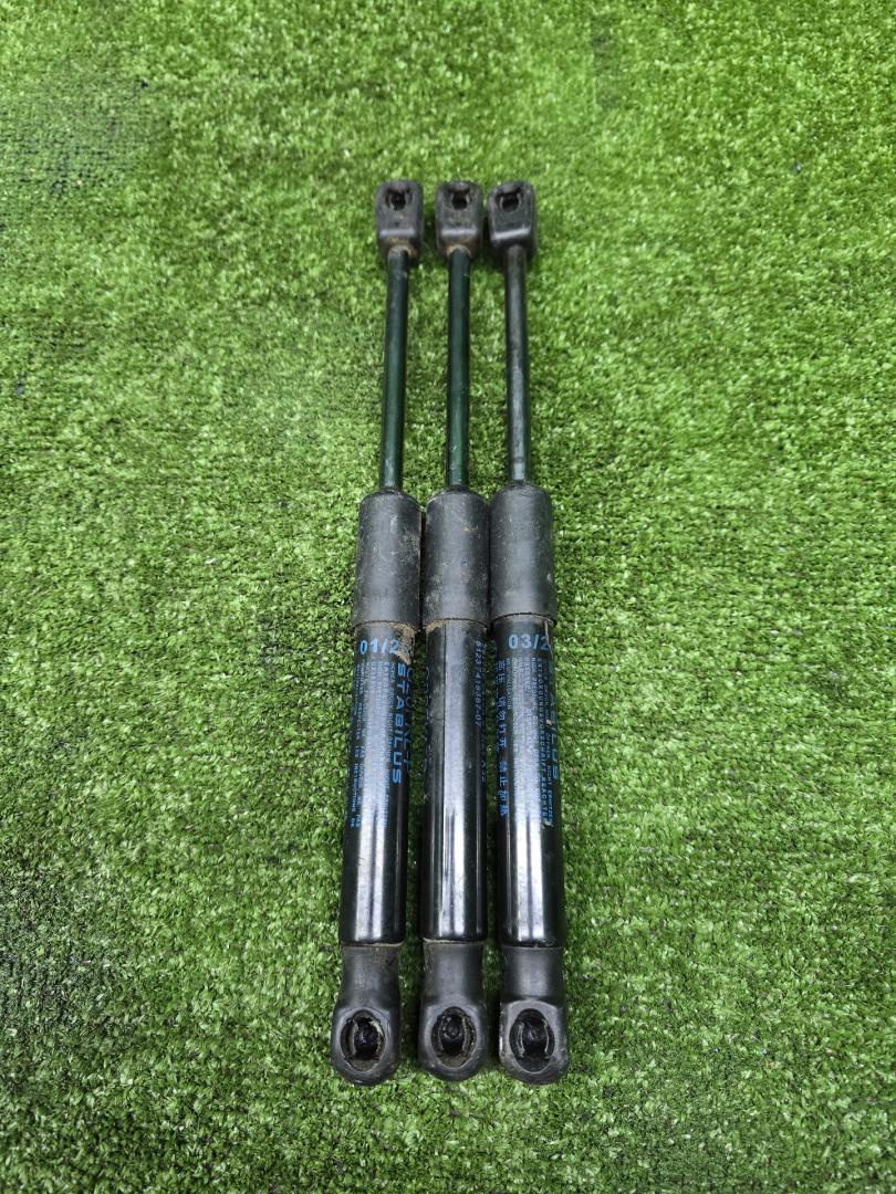 амортизатор капота BMW M3 G80/G81 G80 2021, 3.0 л., S58B30A, бензин, МКПП, 475, седан, задний привод, 7419387, 51237419387 - фото №1