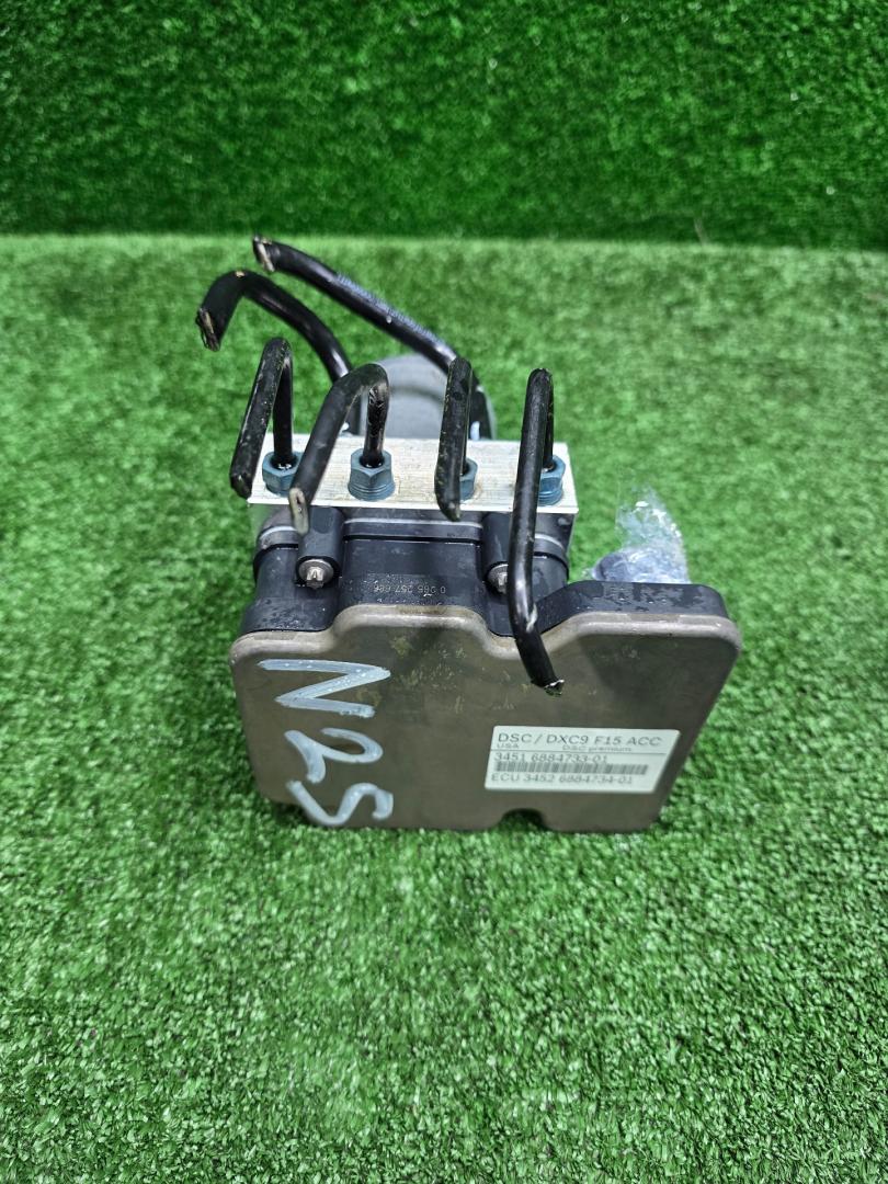 блок ABS BMW X5 F15 2016, 4.4 л., N63 B44 A, бензин, АКПП, 475, внедорожник 5 дв., полный привод, 6884733, 34516884733, ECU34526884734-01, DSCDXC9F15, 34516884733-01, DSCDXC9F15ACC - фото №1