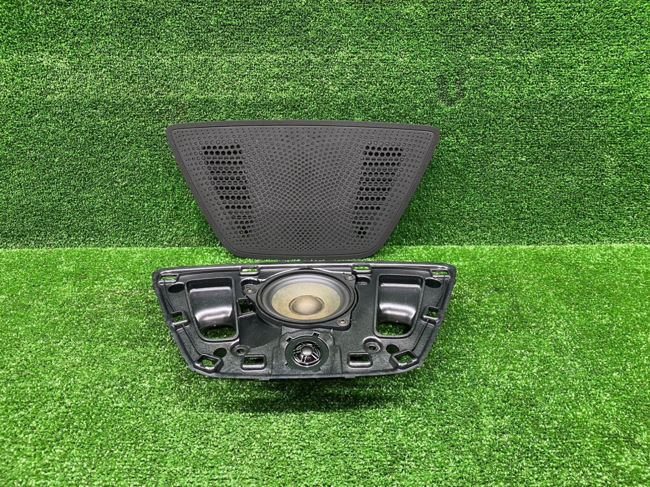 динамик торпедо BMW X7 G07 2021, 3.0 л., B58B30, бензин, АКПП, 416, внедорожник 5 дв., полный привод, 65136809628, 65136809630, 51459399315, 51459399276 - фото №1