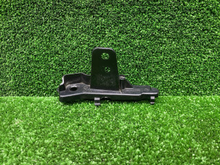 Крепление бампера переднего BMW X5 G05 2019, 3.0 л., B58B30, бензин, АКПП, полный привод, правый руль, 7421853, 51117421853