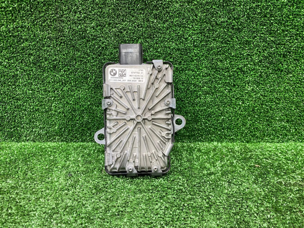 электромотор раздаточной коробки BMW X6 M F96 2020, 4.4 л., S63 B44 B, бензин, АКПП, marina bay blau metallic (c1k), внедорожник 5 дв., 8747765, 8098425, 27608747765, 27608098425 - фото №1