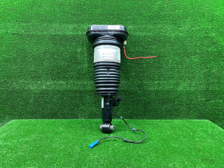 амортизатор задний левый BMW X5 G05 2019, 3.0 л., B58B30, бензин, АКПП, полный привод, правый руль, 37106869047, 6869047, 37106869047, 6869047