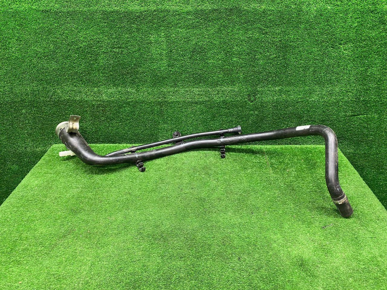 горловина топливного бака BMW X5 G05 2022, 3.0 л., B58B30, бензин, задний привод, 5A34399, 16115A34399 - фото №1