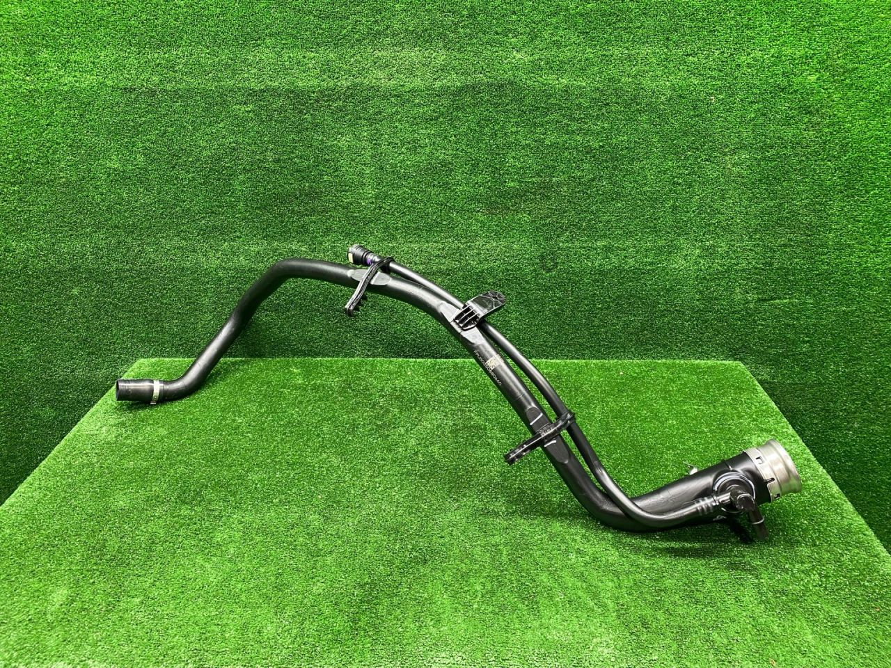 горловина топливного бака BMW X5 G05 2019, 3.0 л., B58B30, бензин, АКПП, полный привод, правый руль, 7439928, 16117439928 - фото №1