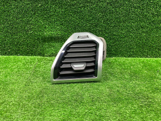 дефлектор обдува салона BMW M8 F91/92 [рестайлинг] F92 2023, 4.4 л., S63 B44 B, бензин, АКПП, купе, полный привод, 6805805, 64226805805