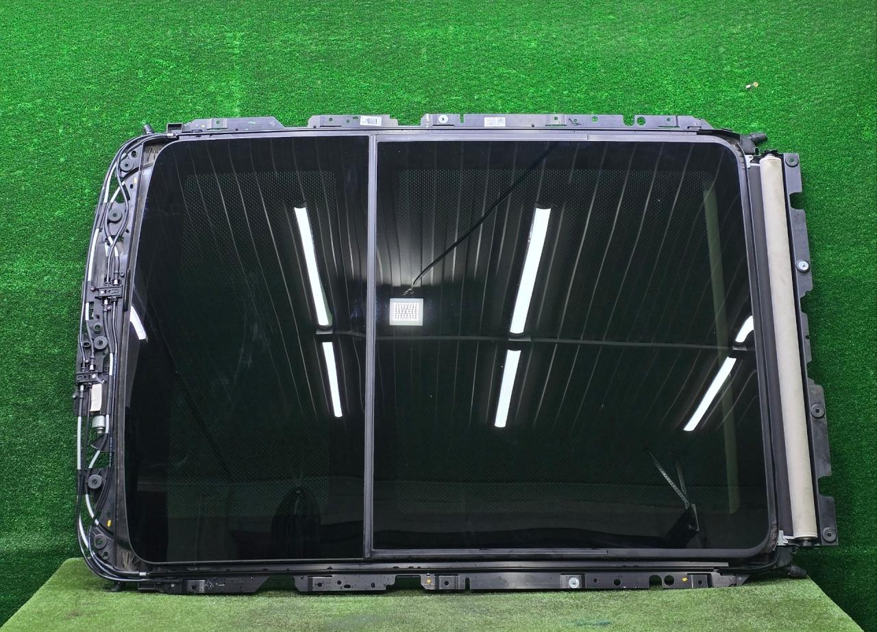 люк BMW X7 G07 2021, 4.4 л., N63B44D, бензин, 416 carbon-schwarz, внедорожник 5 дв., полный привод, 7994679, 9466709