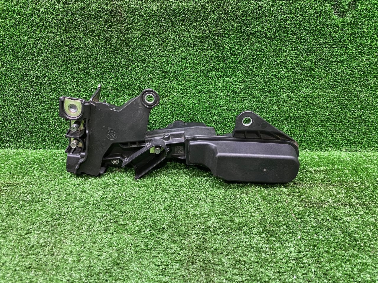 распределитель тока BMW 3 серия G20 2020, 3.0 л., B58B30, бензин, АКПП, black sapphire metallic (475), седан, полный привод, 6842532, 61146842532 - фото №1