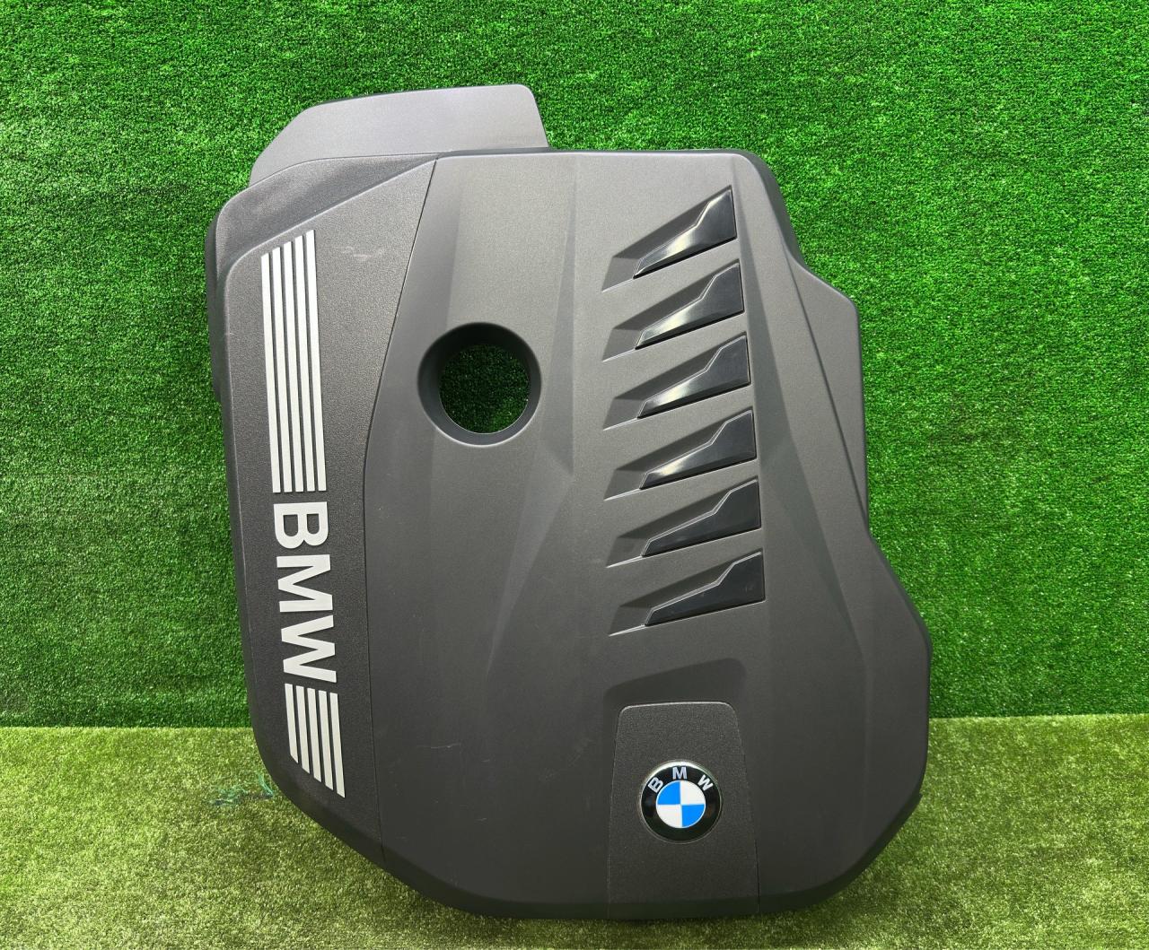 декоративная крышка двигателя BMW X6 G06 2023, 3.0 л., B57 D30 B, дизель, АКПП, 475, внедорожник 5 дв., полный привод, 7935418, 11147935418 - фото №1