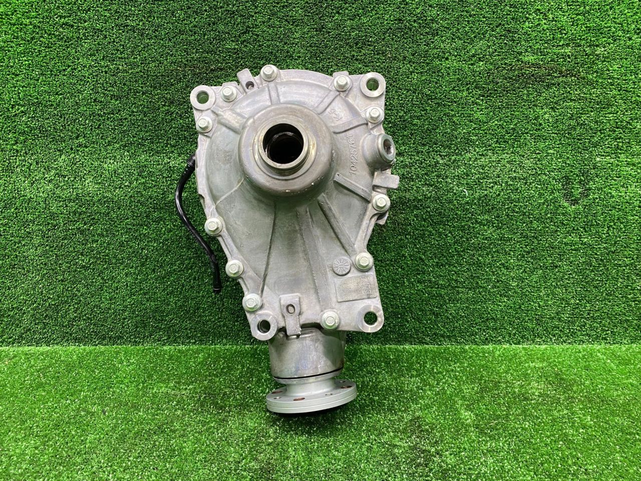 редуктор переднего моста BMW X6 G06 2020, 3.0 л., B58B30, бензин, АКПП, полный привод, 31508487445, 8487445 - фото №1