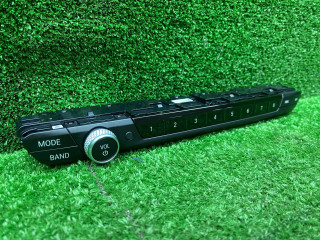 панель управления магнитолой BMW M8 F91/92 [рестайлинг] F92 2023, 4.4 л., S63 B44 B, бензин, АКПП, купе, полный привод, 5A47C38, 61315A47C38