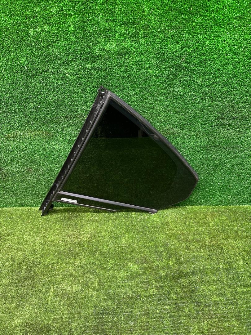 стекло кузовное боковое левое BMW M3 G80/G81 G80 2021, 3.0 л., S58B30A, бензин, МКПП, 475, седан, задний привод, 7425083, 51727425083, 43R-011005, AI10, 00695, DOT782SYM5385AS2, TRANSP7, 01-02-2107, E005875 - фото №1