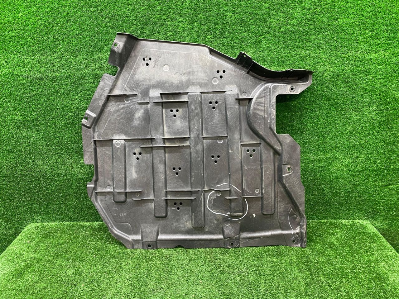 защита днища BMW M4 G82/G83 G82 2022, 3.0 л., S58B30A, бензин, АКПП, sao paulo gelb (c4h), купе, 8074610, 51758074610 - фото №1