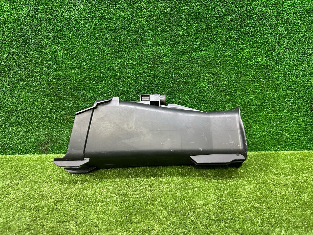 воздухозаборник BMW M3 G80/G81 G80 2021, 3.0 л., S58B30A, бензин, МКПП, 475, седан, задний привод, 1371, 10543514, 8095802, 13718095802, BIMW8095802 - фото №1