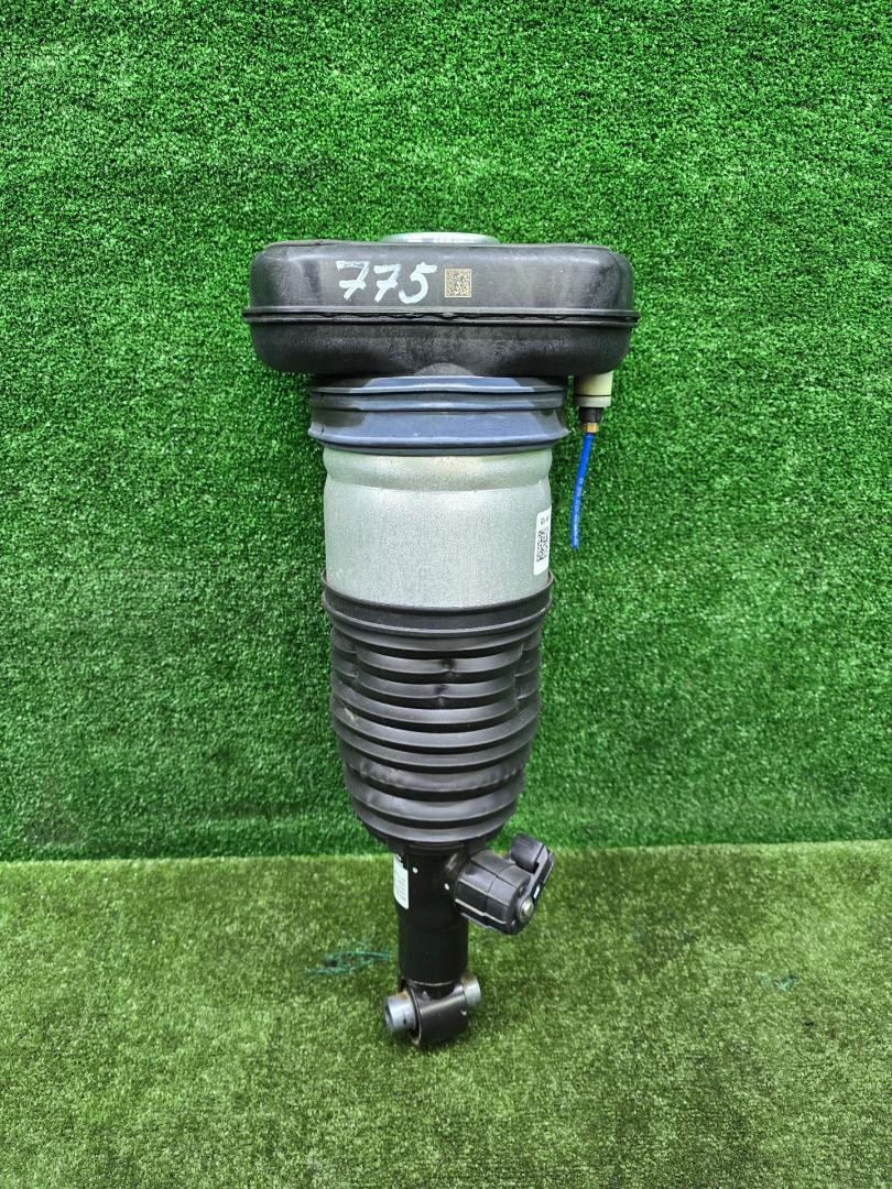 пневмостойка задняя BMW X6 G06 2023, 3.0 л., B57 D30 B, дизель, АКПП, 475, внедорожник 5 дв., полный привод, 6869038, 37106869038
