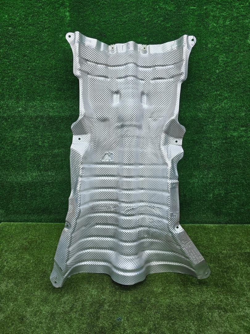 тепловой экран глушителя BMW M3 G80/G81 G80 2021, 3.0 л., S58B30A, бензин, МКПП, 475, седан, задний привод, 8074690, 51488074690 - фото №1