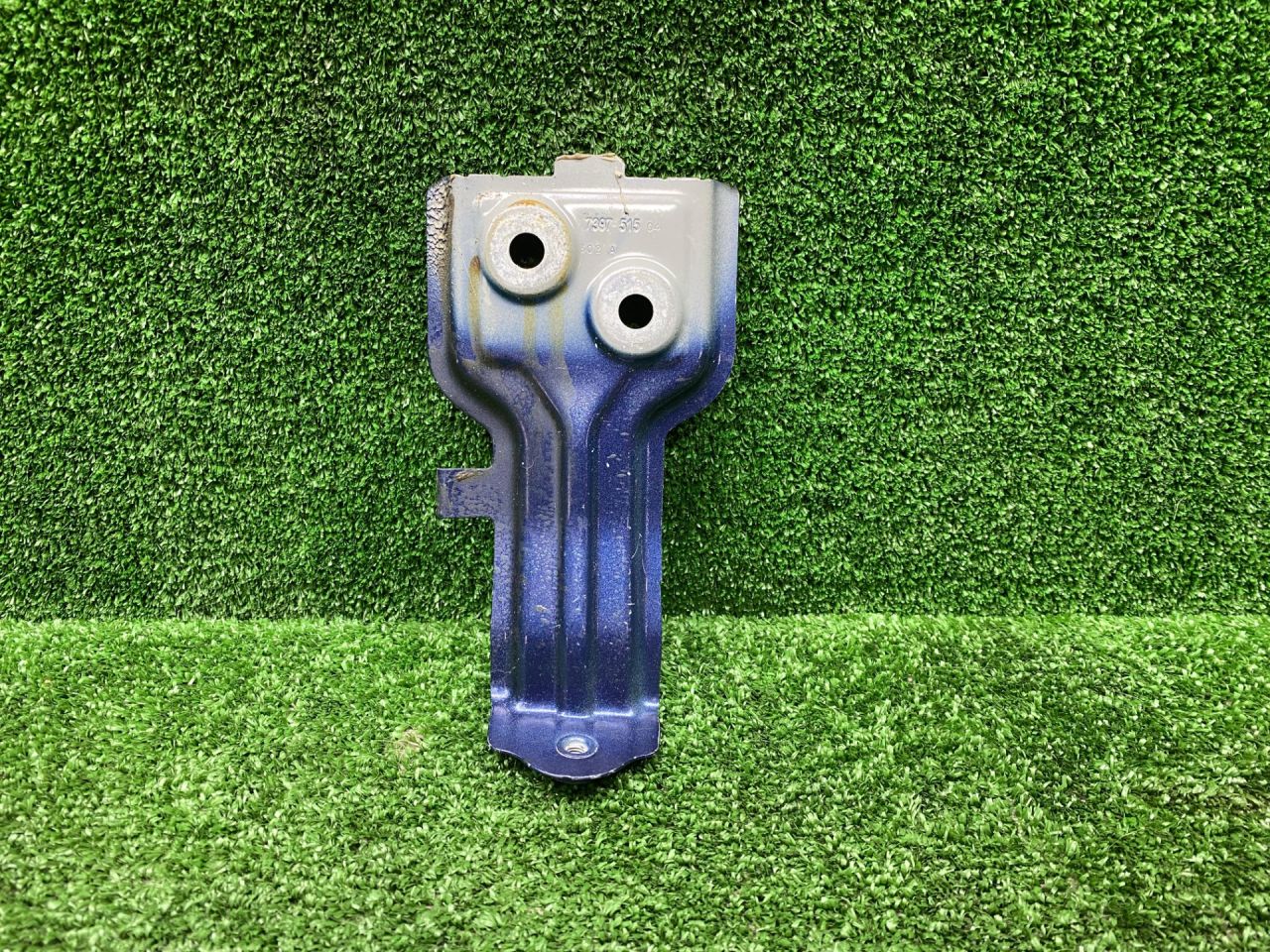 крепление ( кронштейн ) крыла BMW X4 M F98 2019, 3.0 л., S58B30A, бензин, АКПП, phytonicblau metallic (c1m), внедорожник 5 дв., 7397515, 41357475801 - фото №1