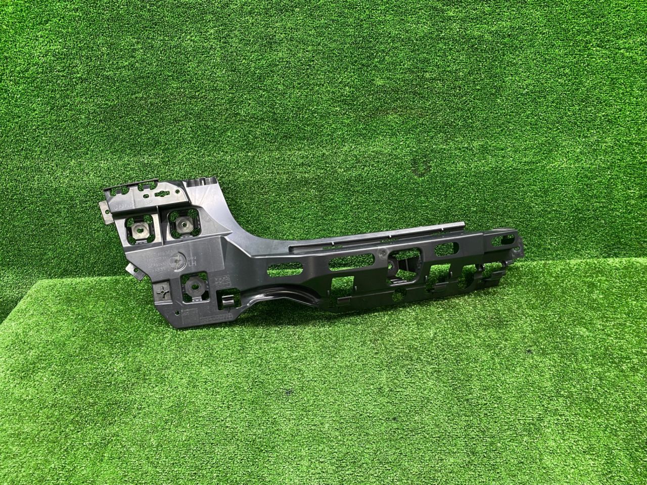 Крепление бампера заднего BMW 3 серия G20 2020, 3.0 л., B58B30, бензин, АКПП, black sapphire metallic (475), седан, полный привод, 7469363, 51127469363 - фото №1