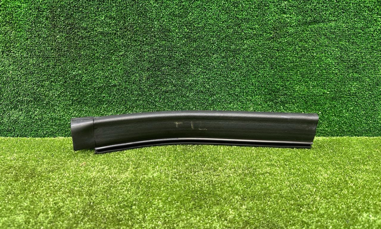 уплотнитель подкапотного пространства BMW X5 G05 2022, 3.0 л., B58B30, бензин, АКПП, 416, внедорожник 5 дв., задний привод, 7425427, 51767425427, 7425427-081742 - фото №1