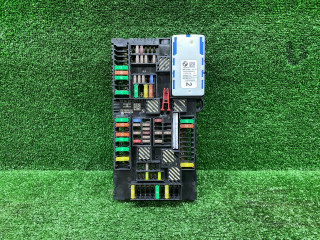 распределитель тока BMW 3 серия G20 2020, 3.0 л., B58B30, бензин, АКПП, black sapphire metallic (475), седан, полный привод, 8715717, 61148715717