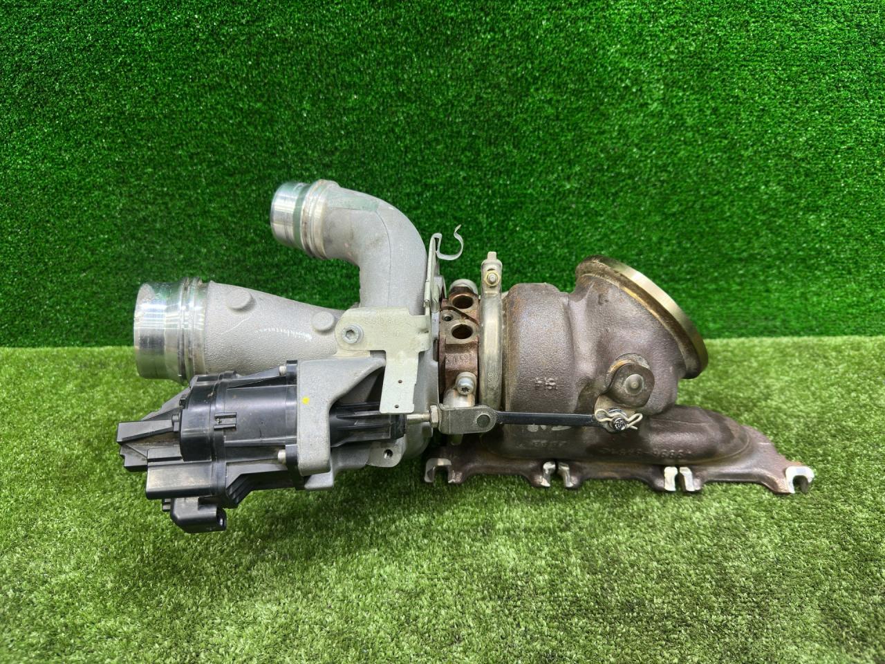 турбина BMW M3 G80/G81 G80 2021, 3.0 л., S58B30A, бензин, МКПП, 475, седан, задний привод, 8054873, 11658054873 - фото №1