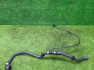 патрубок радиатора BMW X6 G06 [рестайлинг] G06 2023, 3.0 л., B58B30P, бензин, АКПП, carbonschwarz metallic (416), внедорожник 5 дв., полный привод, 5A1BD40, 17125A1BD40