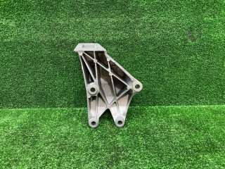 кронштейн двигателя BMW 5 серия G30/G31 [рестайлинг] G30 2023, 2.0 л., B46 B20 B, бензин, skyscraper grau metallic (c4w), 6861563, 22116861563