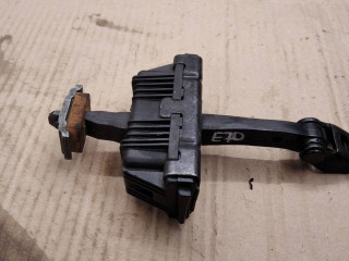 ограничитель открывания двери BMW X5 E70 2009, 7141033