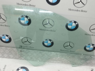 стекло двери передней правой BMW 2023, 2.0 л., дизель, 300